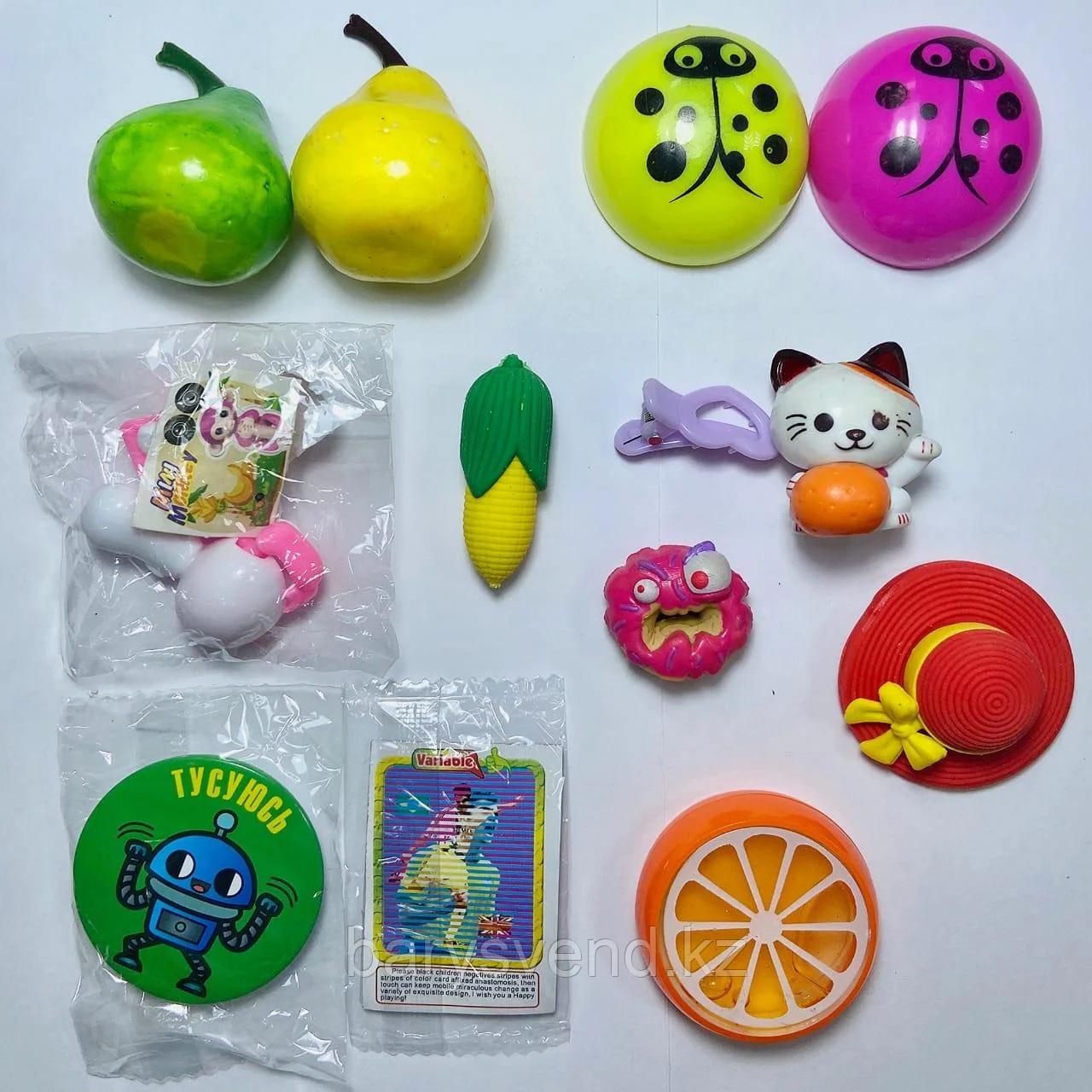 Игрушки в капсулах 45 мм "Микс 3" 50 шт/уп