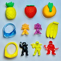 Игрушки в капсулах 34 мм "Праздник" (100 шт/уп)