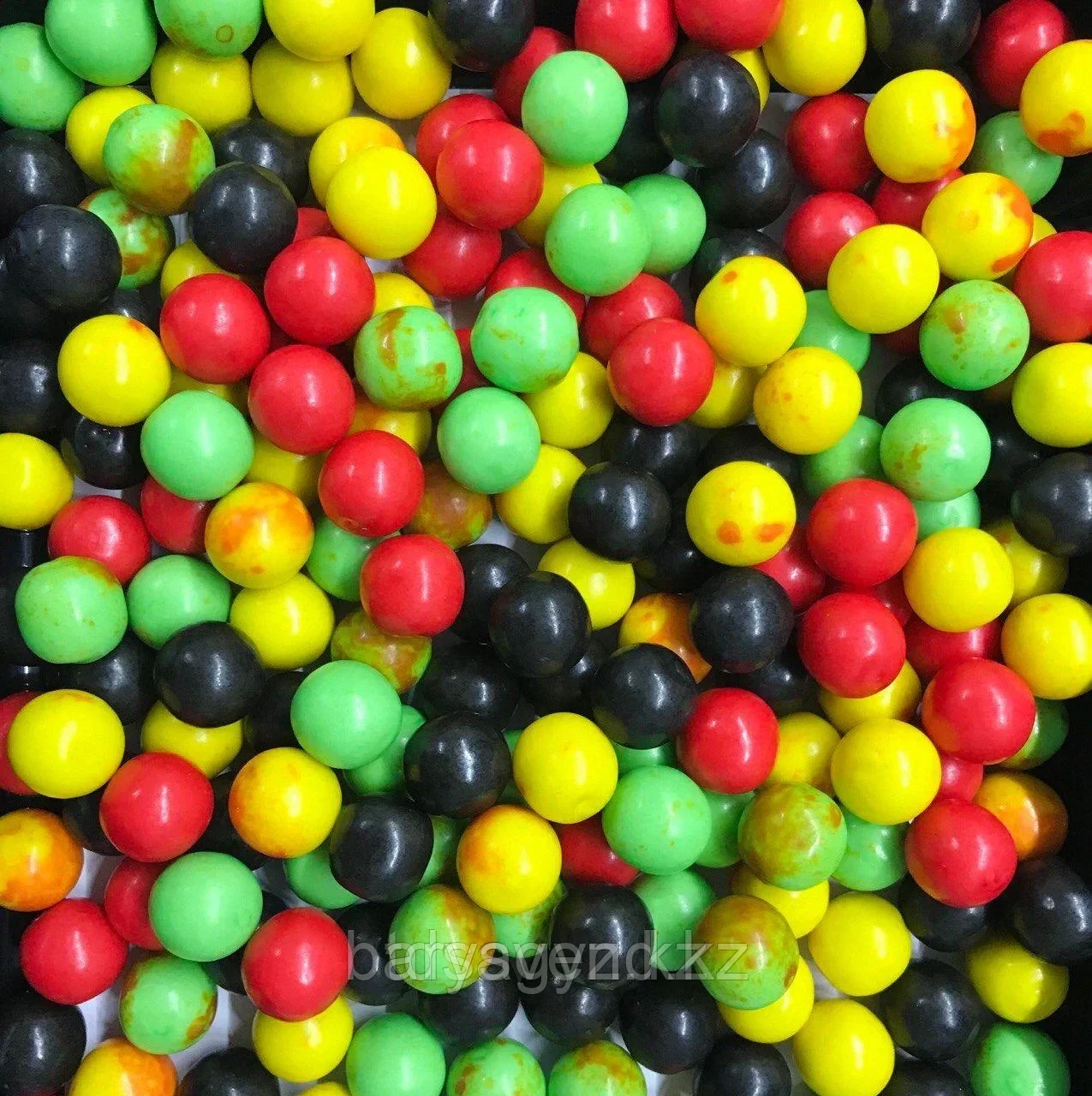 Жев. резинка 25 мм  SAGYZ "Спелое Яблоко" (150 шт в упаковке) (цена за 1шт - 18тг)